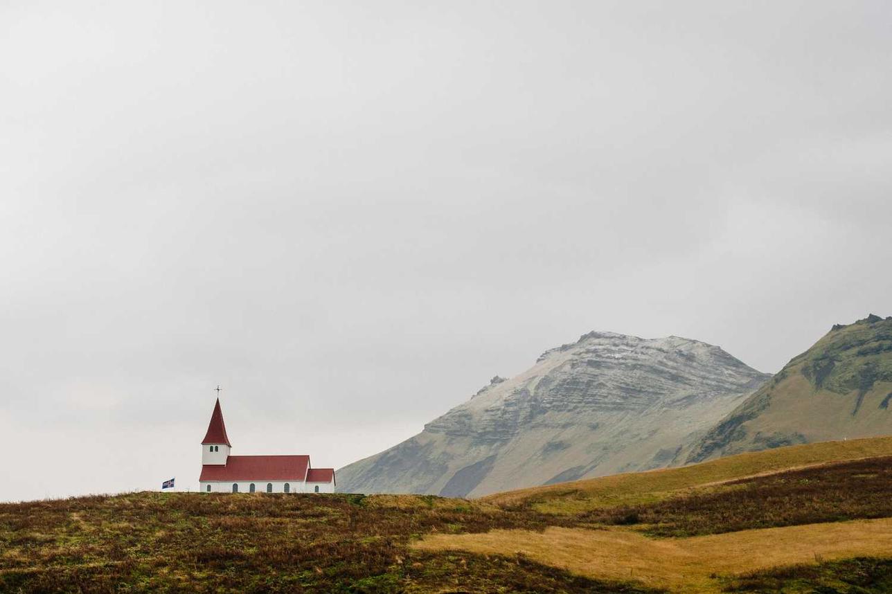 Eveniet eos enim autem facilis